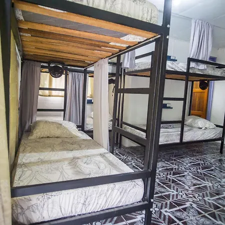 Pura Vibra Hostel La Fortuna Habitación foto